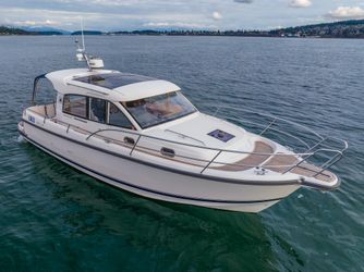 38' Nimbus 2017 Yacht For Sale